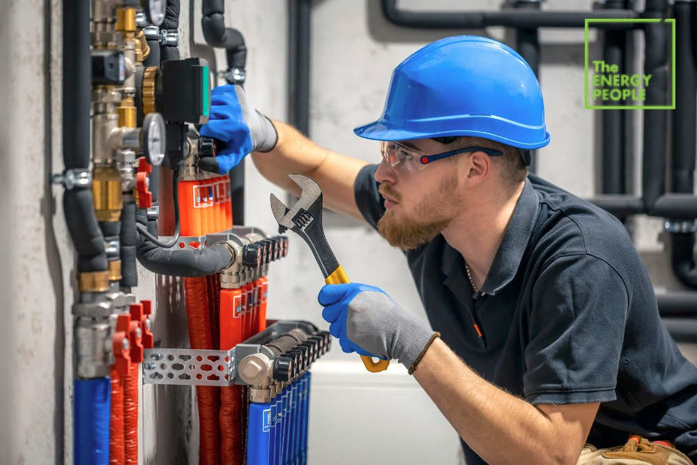 Electric hot water system Canberra - Signs leaking water and replacement warning signs